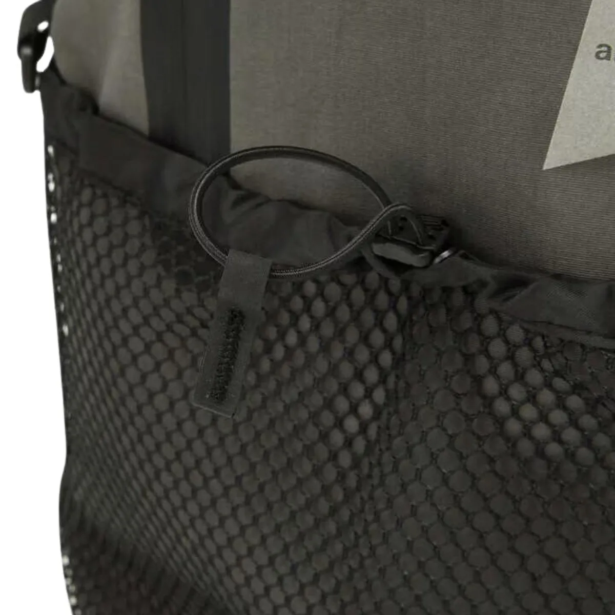 And Wander PE/CO 20L DayPack Gray