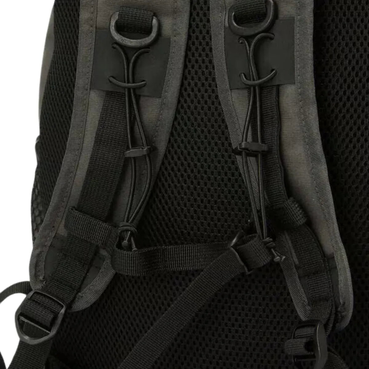 And Wander PE/CO 20L DayPack Gray