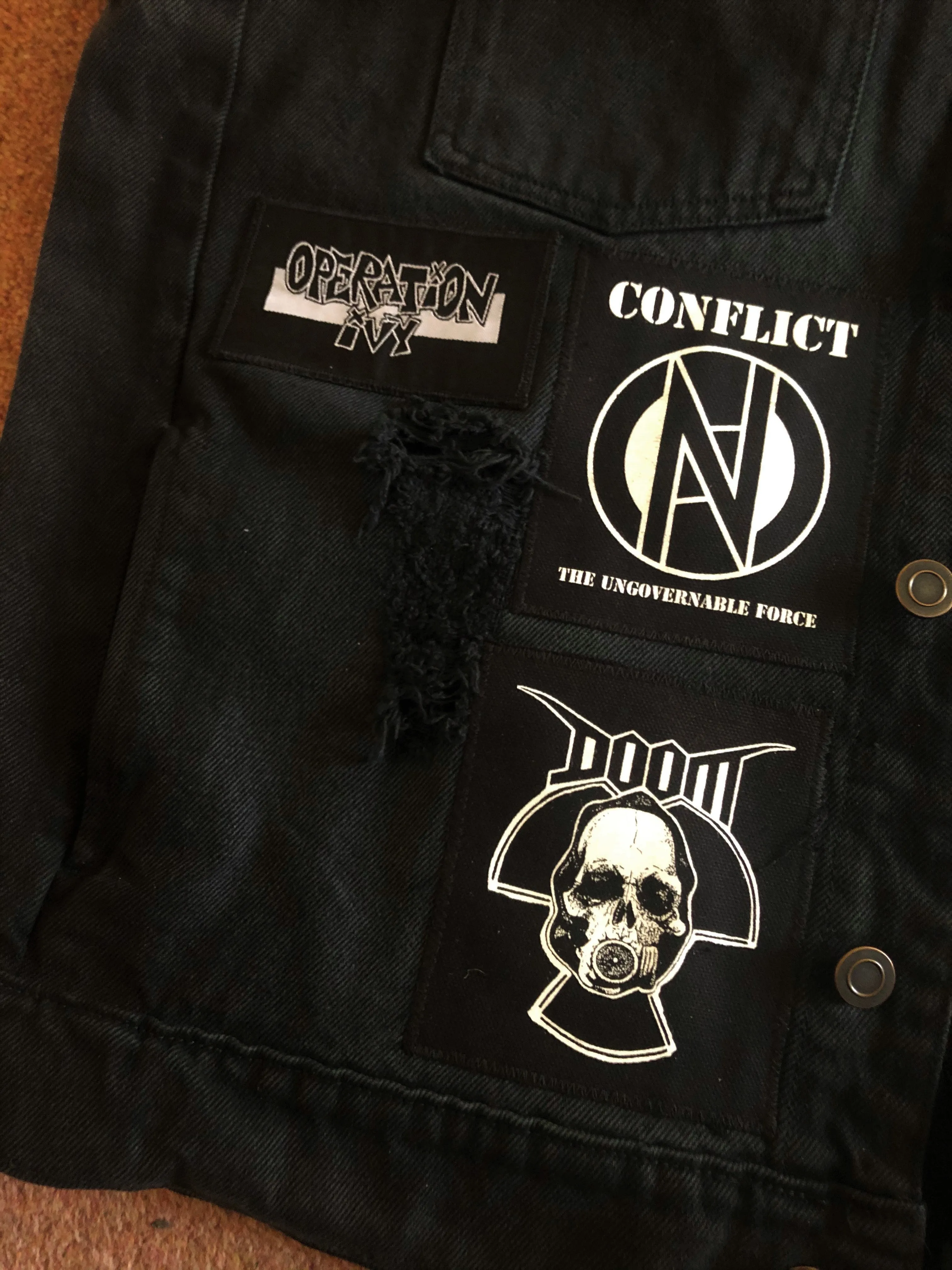 Crust Punk Anarchopunk Battle Jacket Cut-Off Denim Vest Crass Doom Discharge Amebix