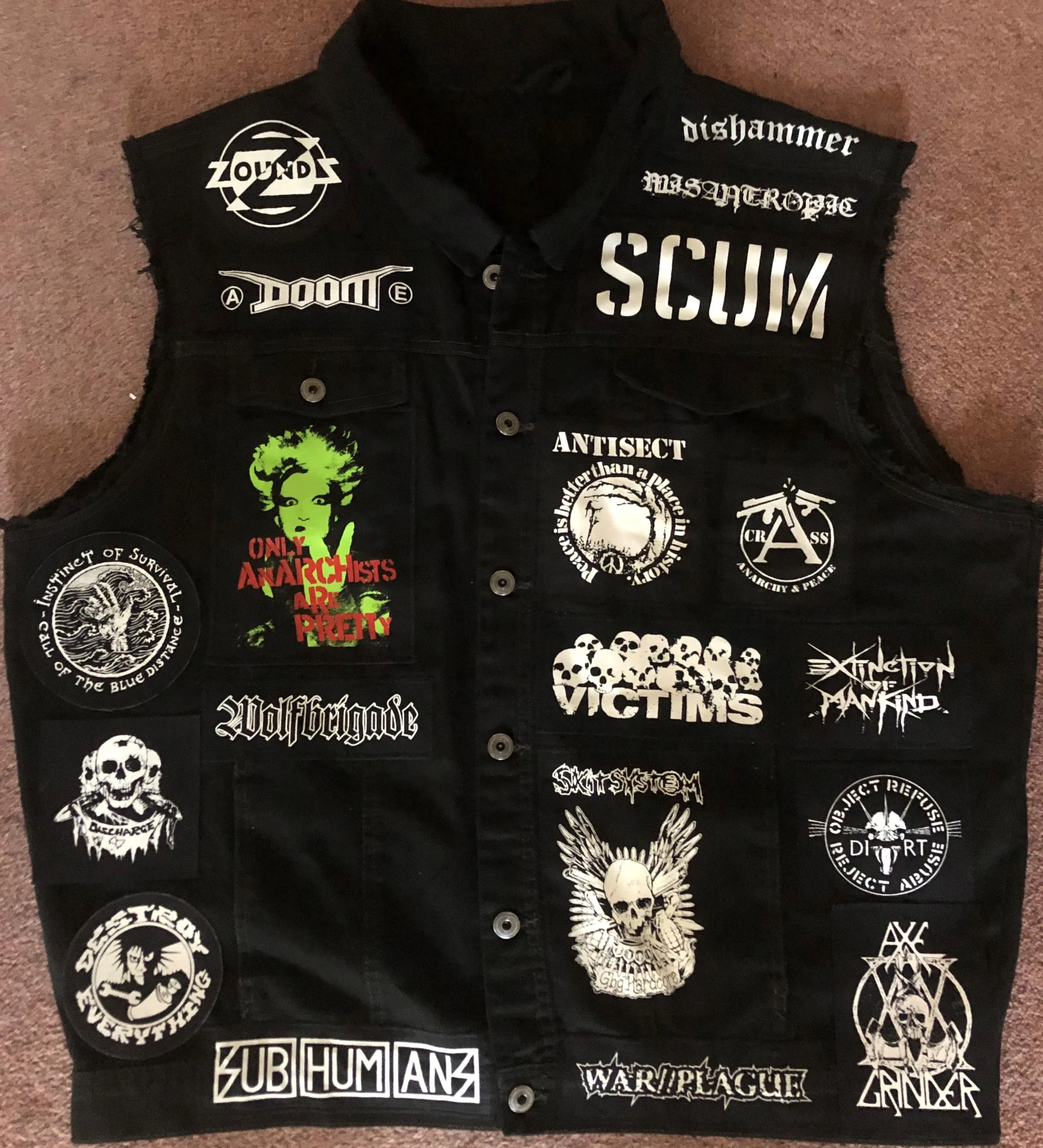 Crust Punk Anarchopunk Battle Jacket Cut-Off Denim Vest Doom Discharge Amebix Deviated Instinct Zounds