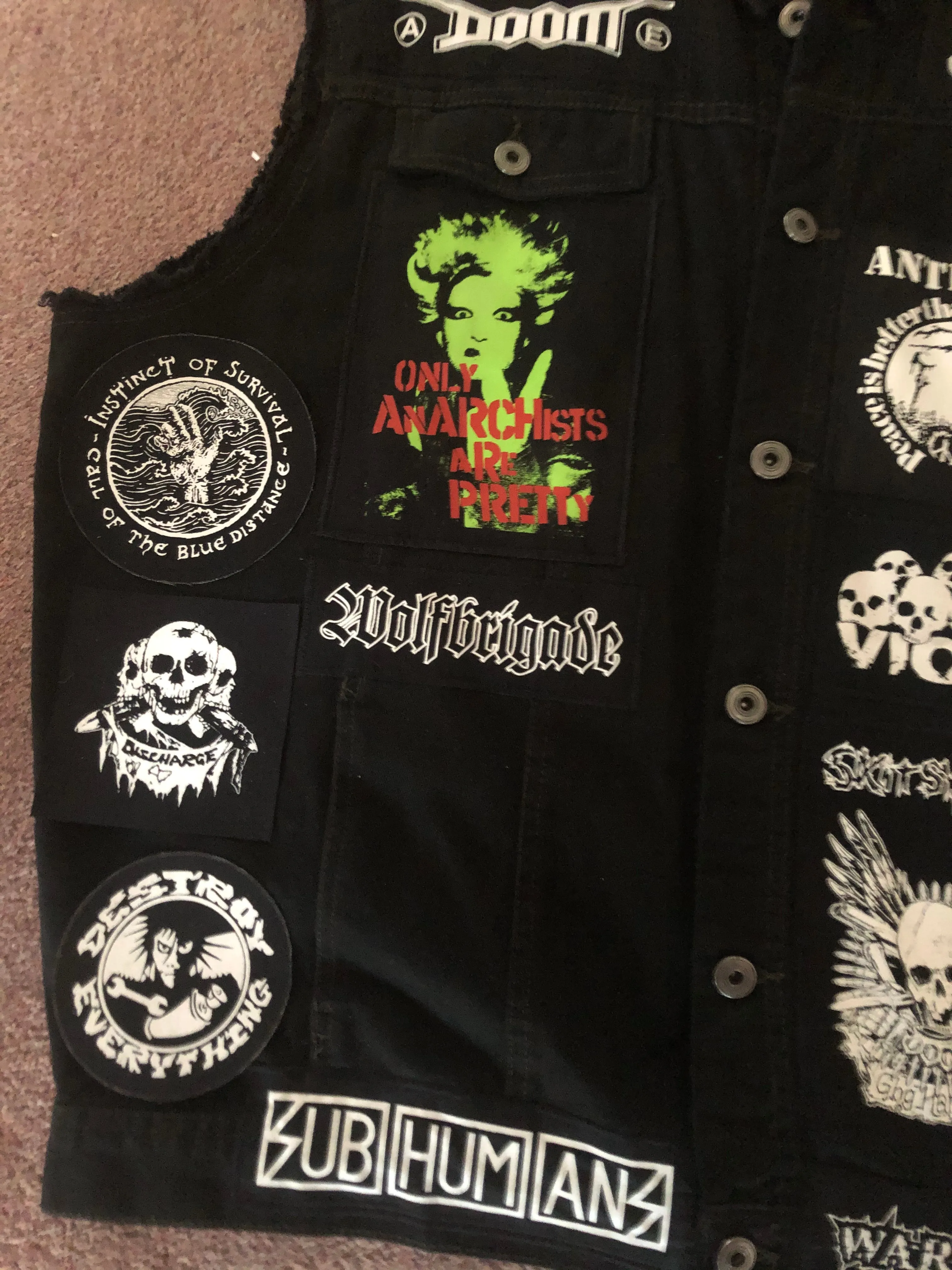 Crust Punk Anarchopunk Battle Jacket Cut-Off Denim Vest Doom Discharge Amebix Deviated Instinct Zounds