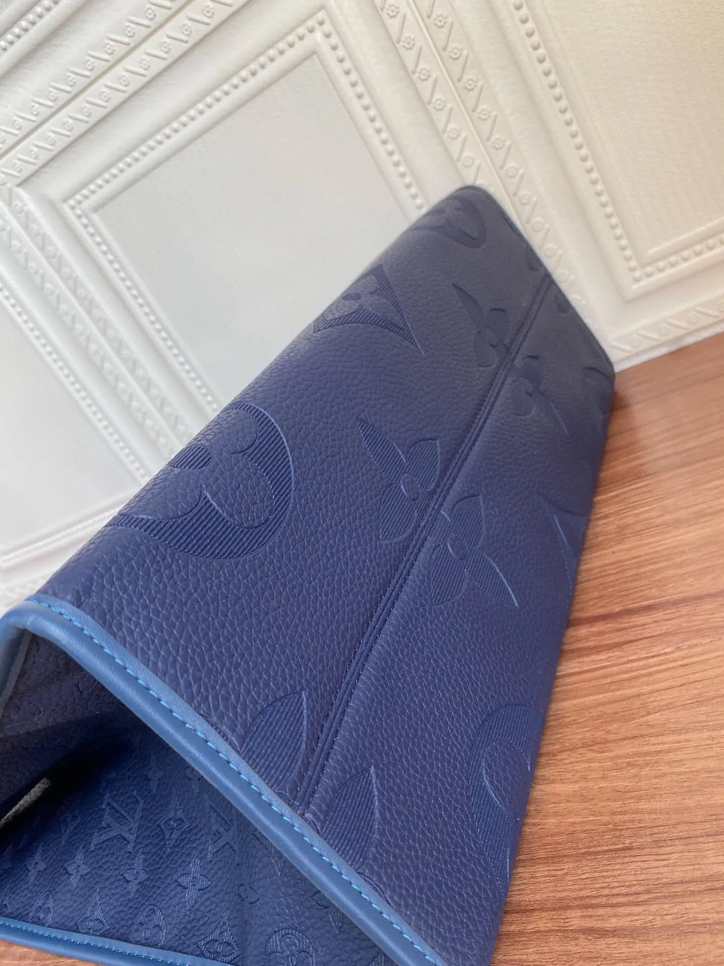 Designer Handbags LN 460