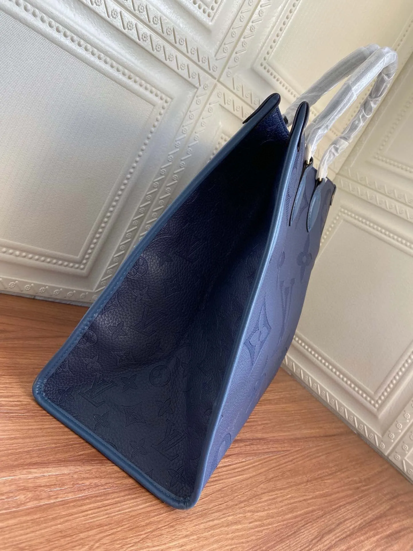 Designer Handbags LN 460