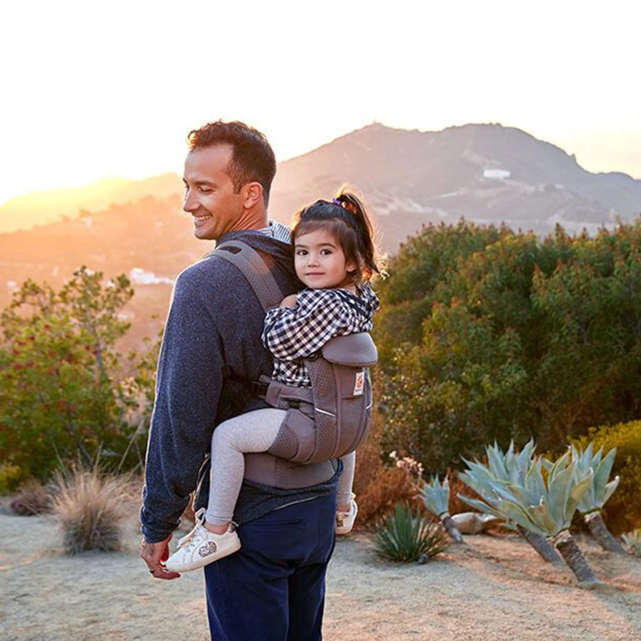 Ergobaby Omni™ Breeze Baby Carrier