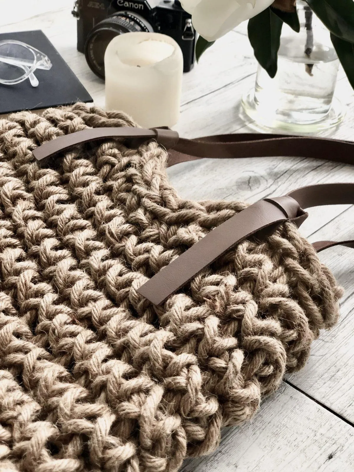 Handmade Natural Fibre Vegan Minimalist Carry Bag