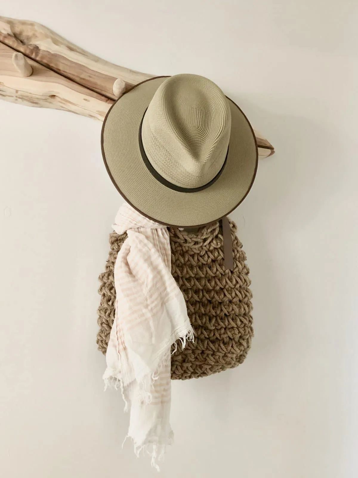 Handmade Natural Fibre Vegan Minimalist Carry Bag