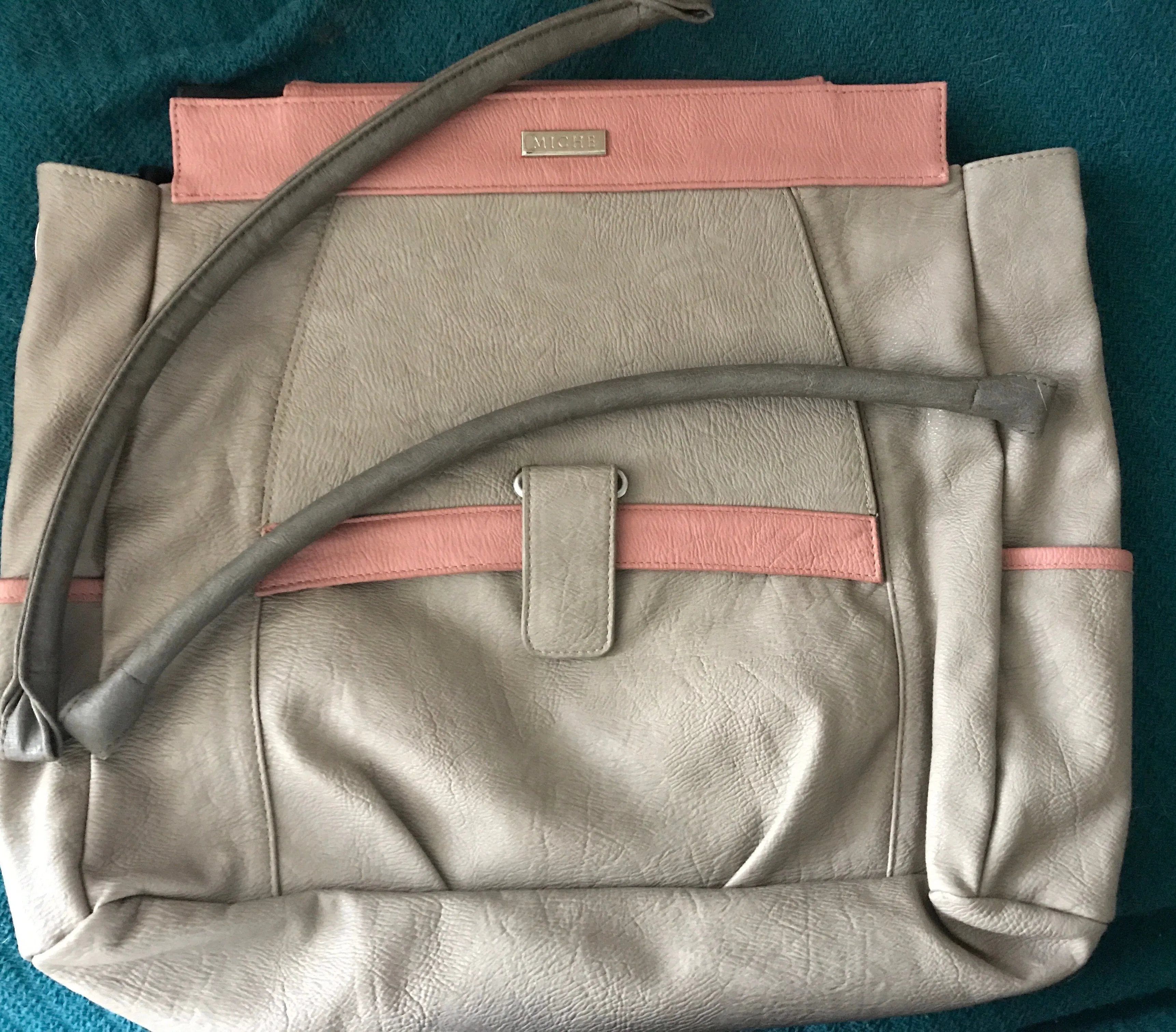 One Of A Kind 2015 w/Handles Prima - RETIRED