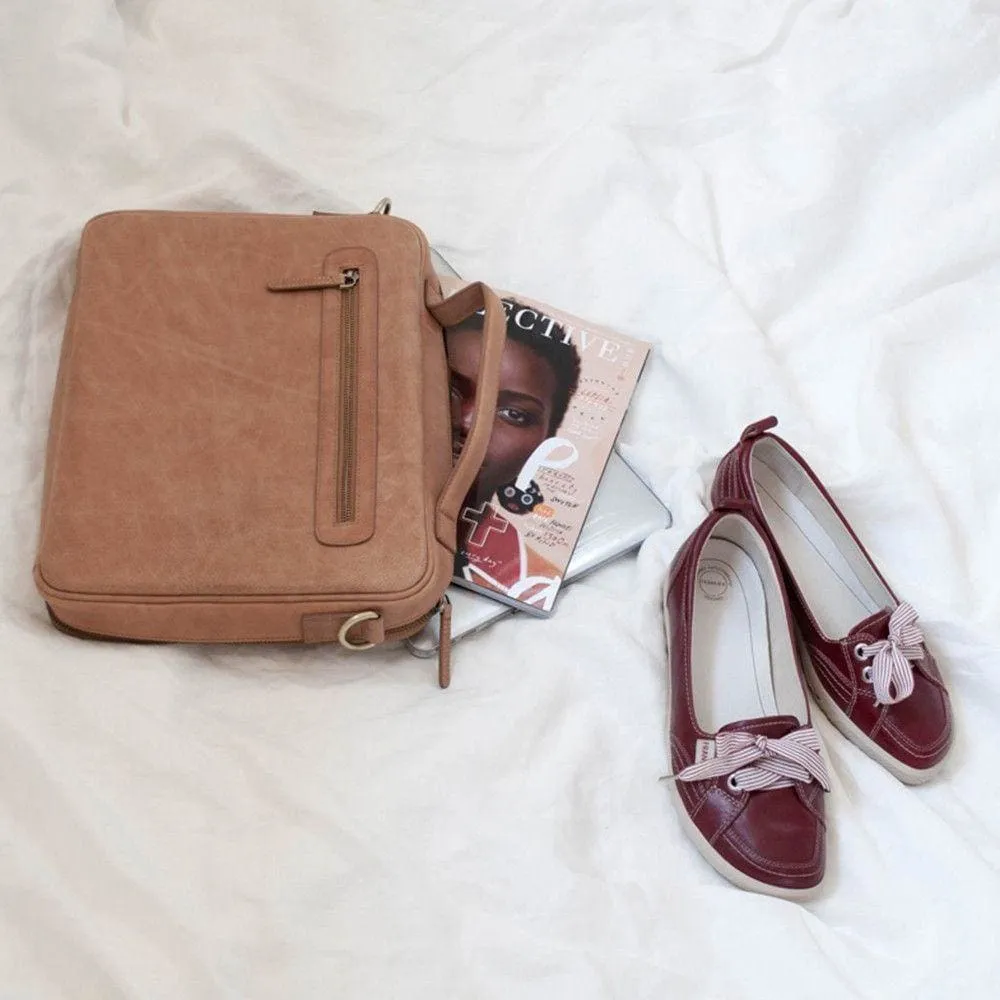 The Perfect Laptop Bag by Mary and Marie